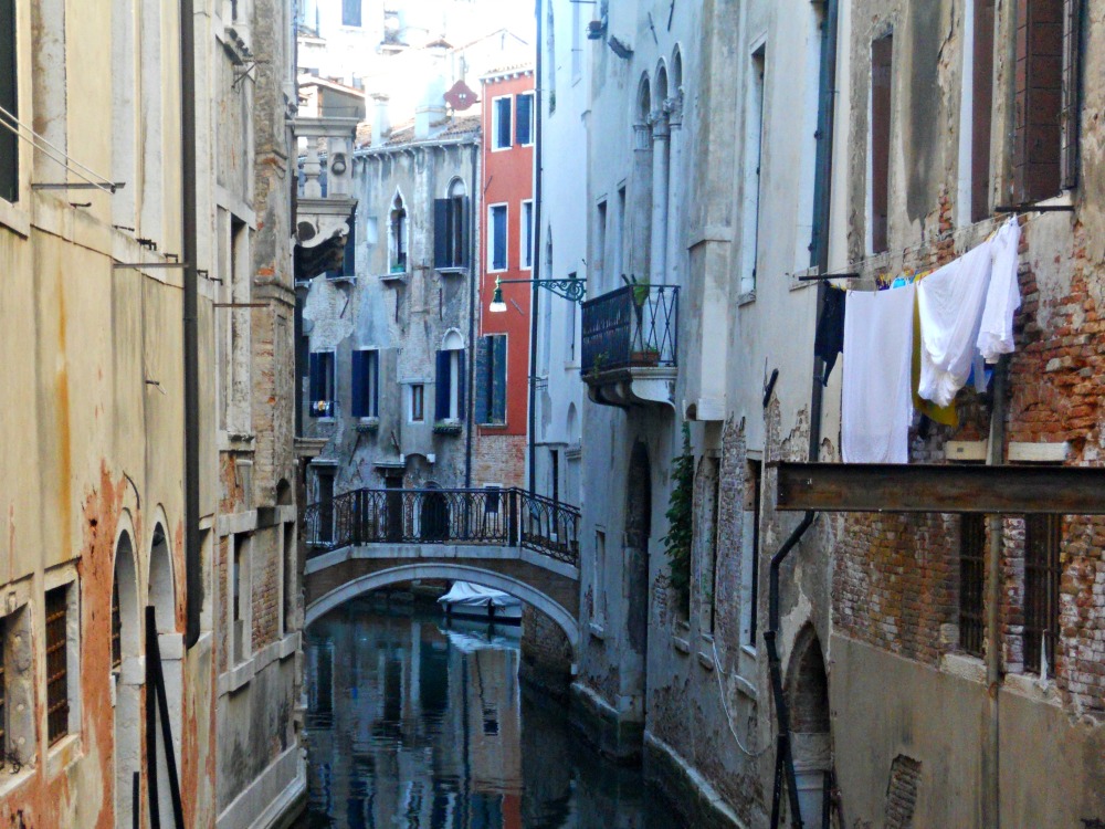 Laundry in Venice (of course, it looks beautiful)